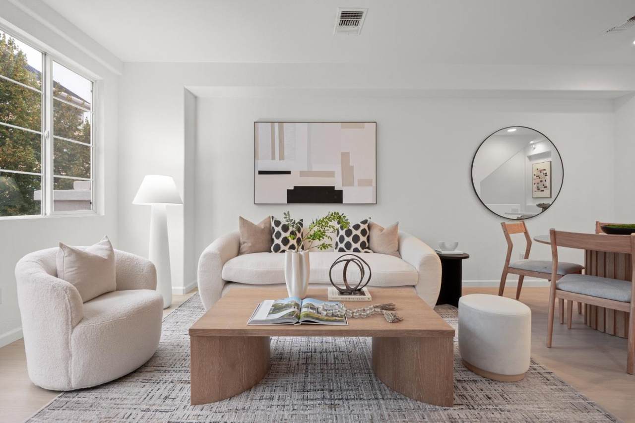 728 City Walk Pl 4 - Photo 1