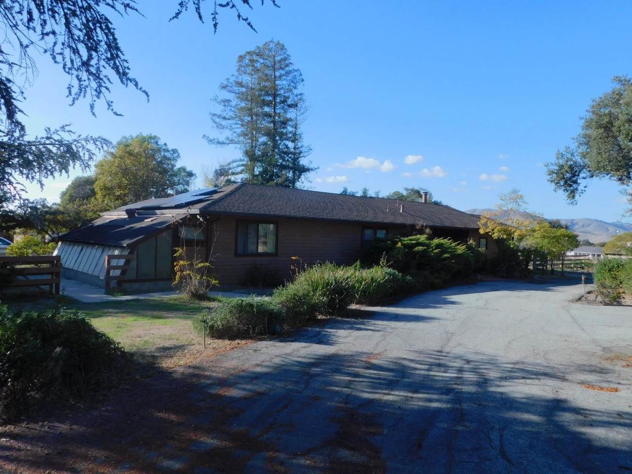 460 Foothill Rd - Photo 1
