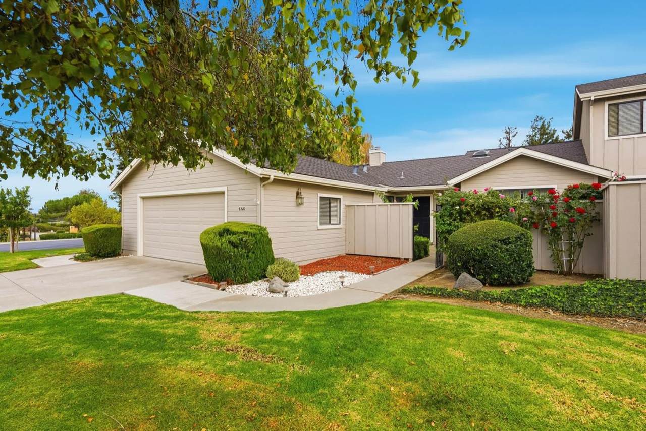 660 Helen Dr - Photo 1