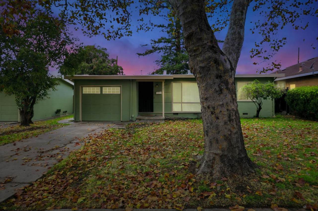 10081 Endfield Way - Photo 1