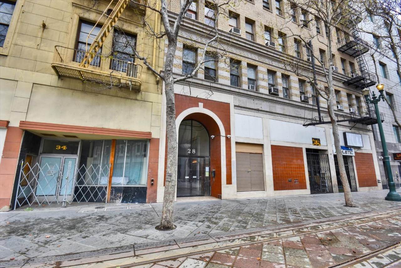 1393 Shortridge Ave - Photo 1