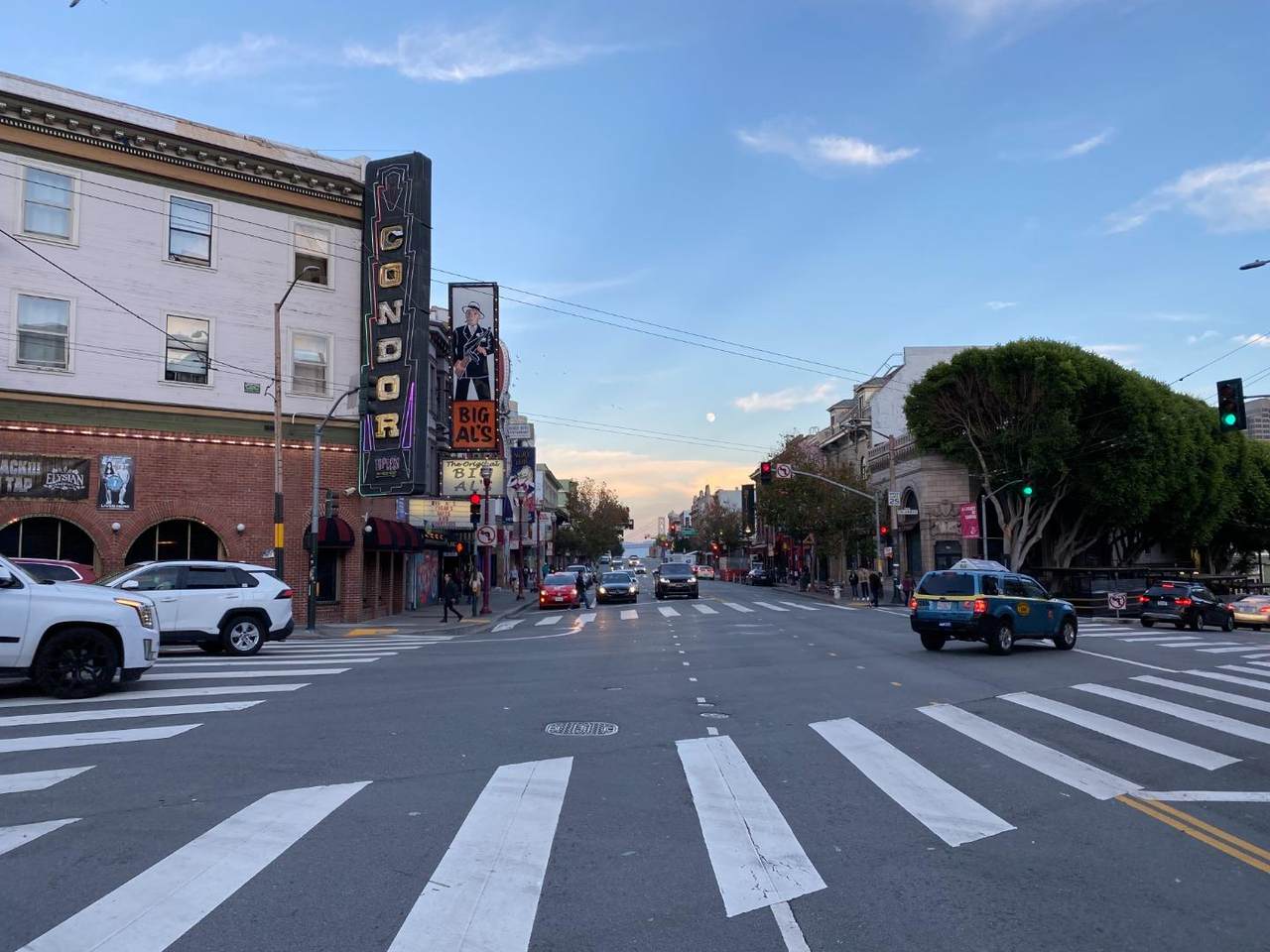 556 Broadway - Photo 1