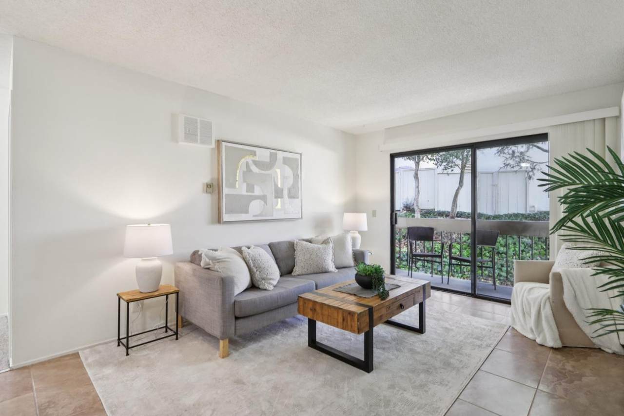 4205 Golden Oaks Ln - Photo 1