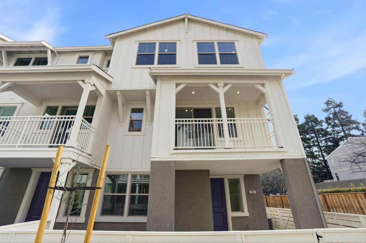 236 Oak Cir - Photo 1