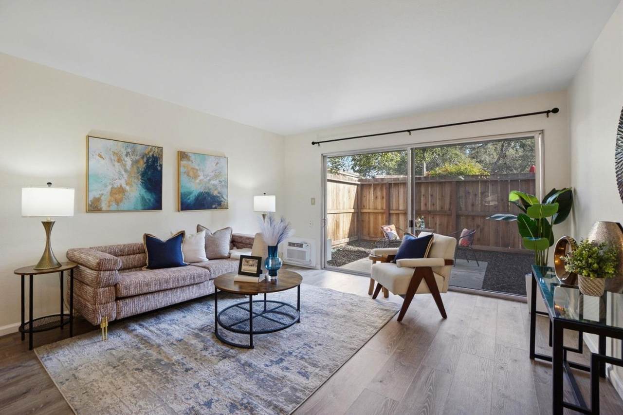 1411 Creekside Dr 2 - Photo 1