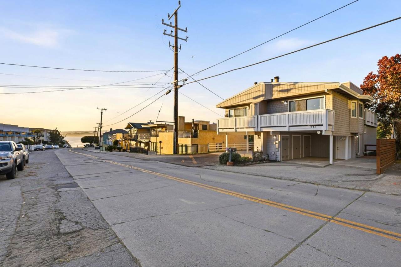 273 Rio Del Mar Blvd - Photo 1