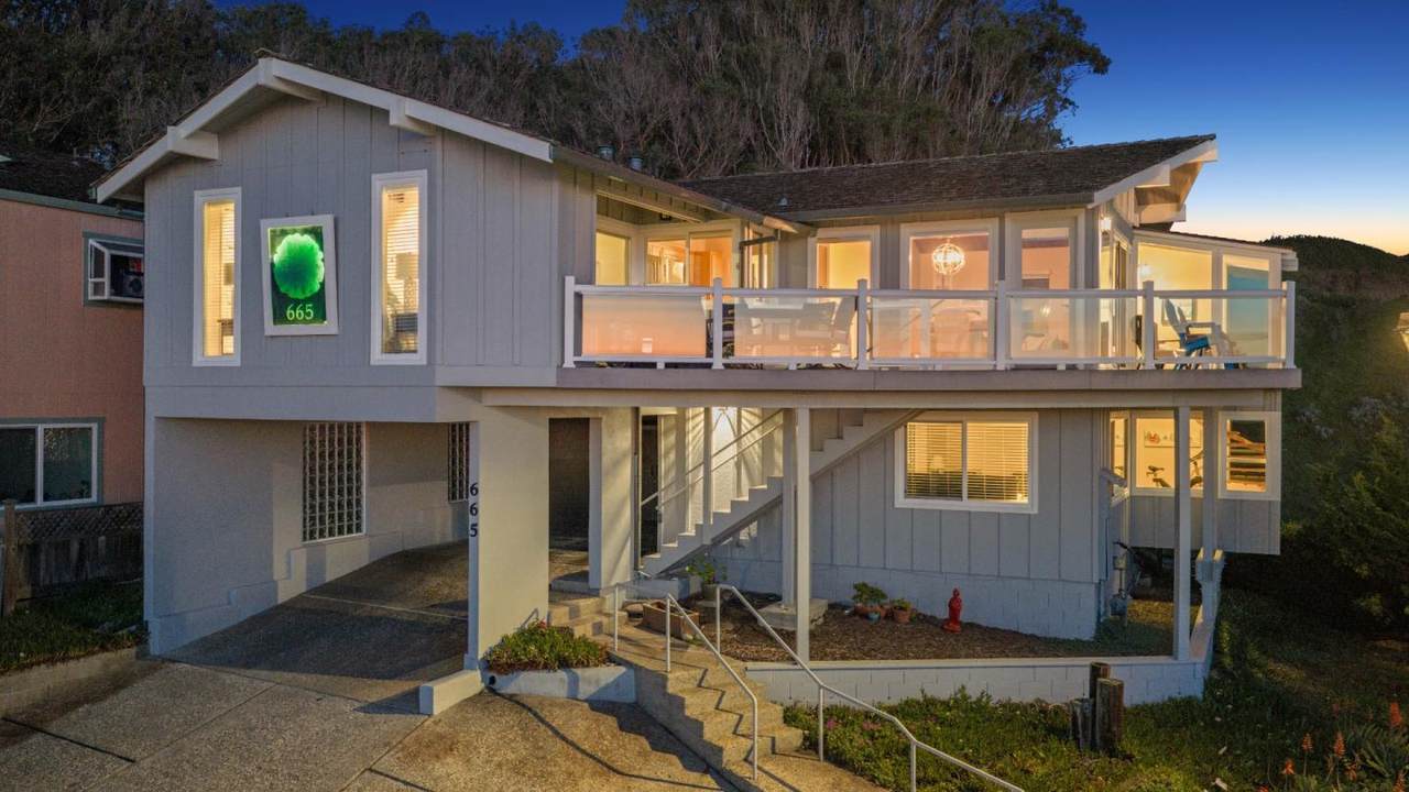 665 Sand Dollar Ln - Photo 1