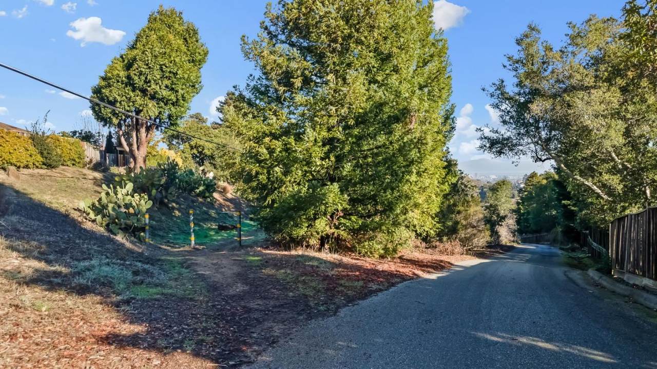 3900-A Marsten Ave - Photo 1