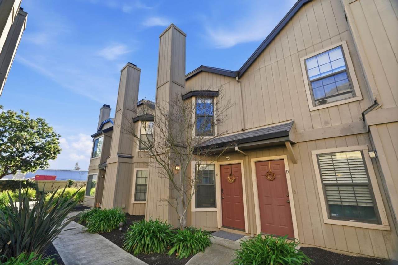 251 Gibson Dr E-54 - Photo 1