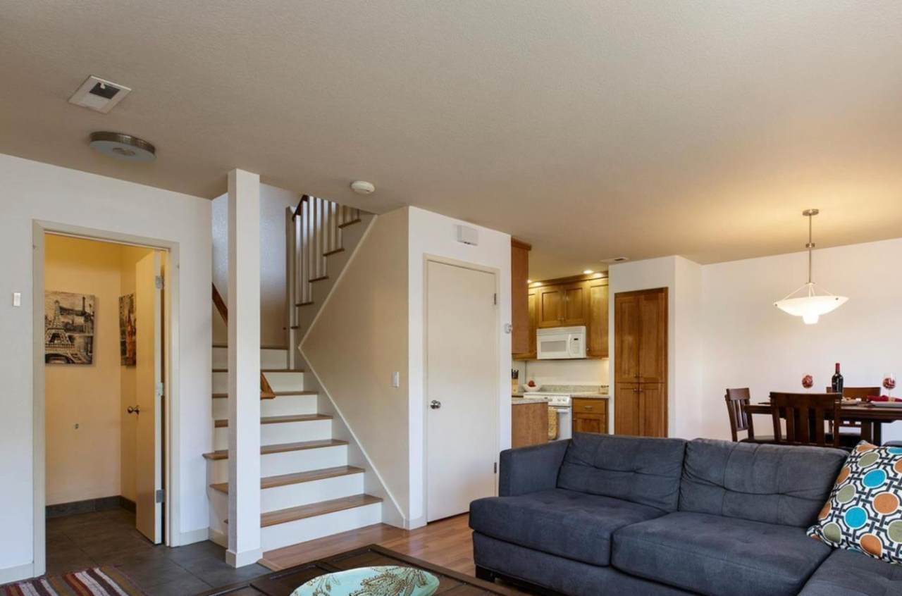 152 Torrey Pine Ter - Photo 1