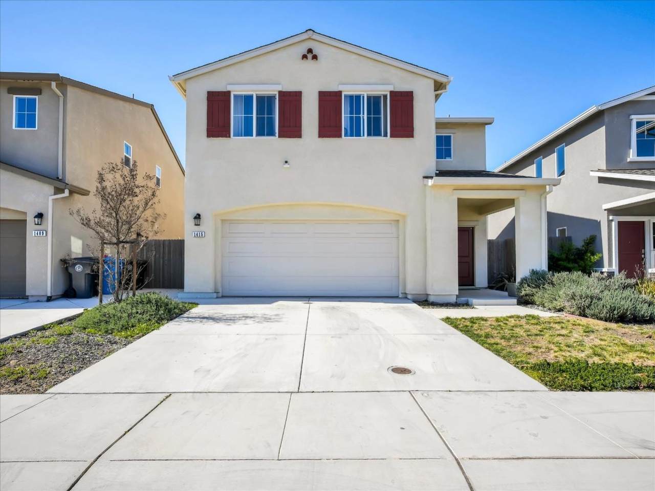 1415 Crimson Ln - Photo 1