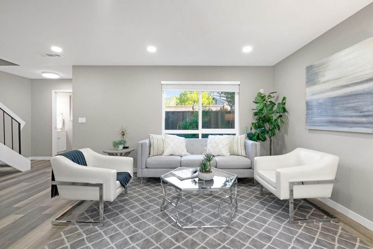 4926 Poplar Ter - Photo 1