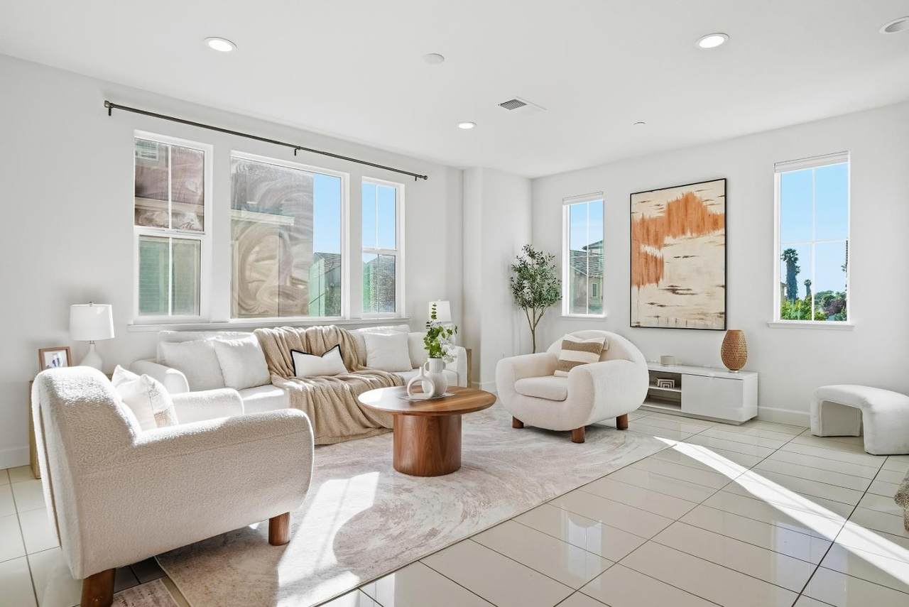 5758 Pandorea Ter - Photo 1