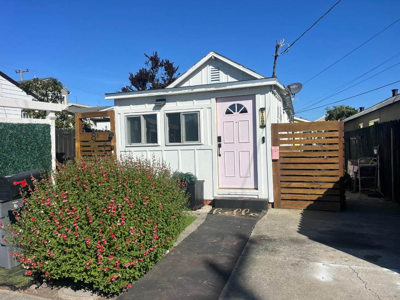 8 Atlantic Ave - Photo 1