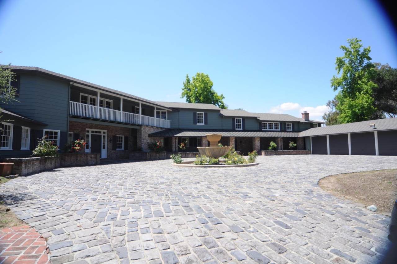 389 Moore Rd - Photo 1