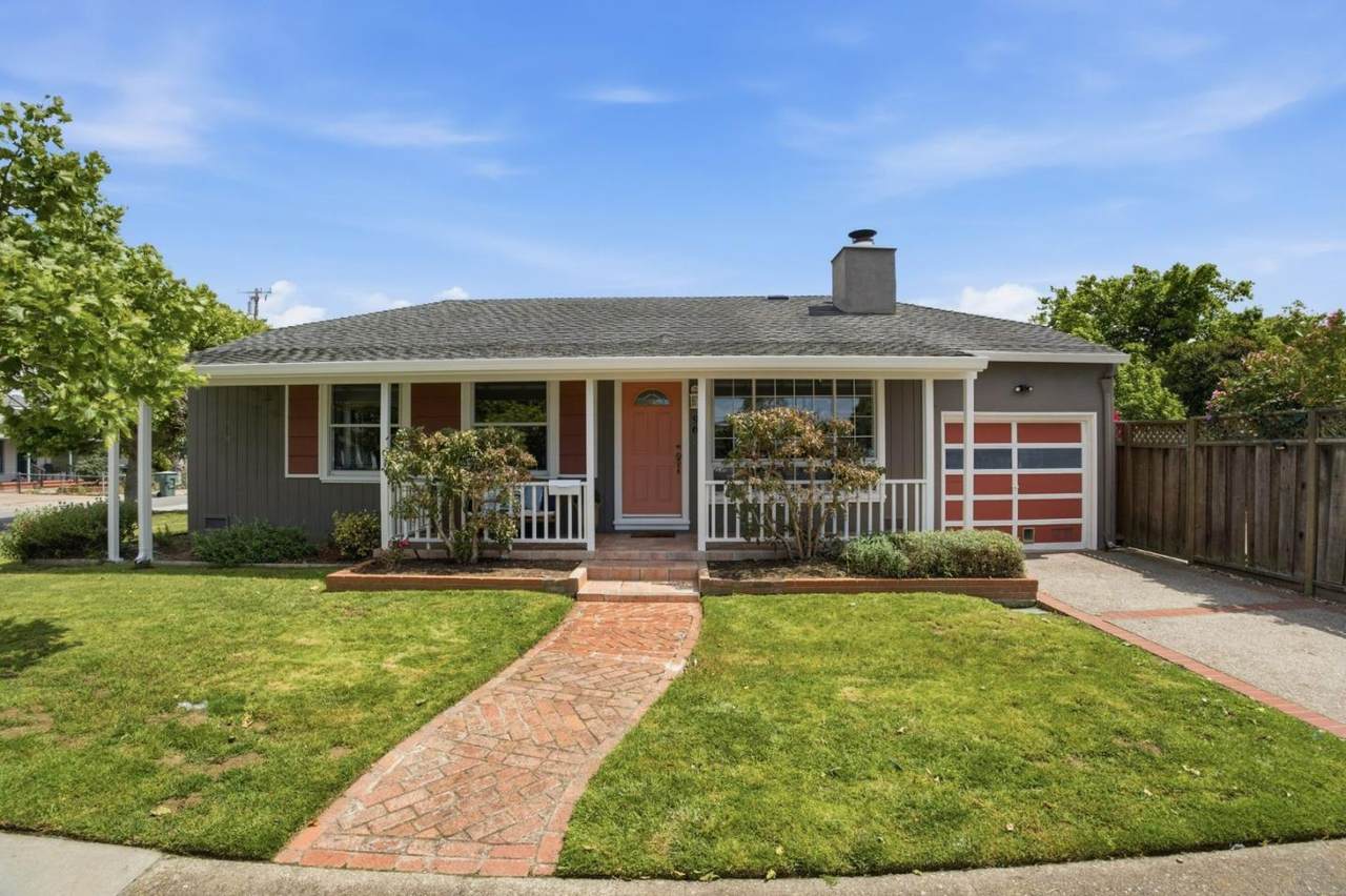 96 Lerida Ave - Photo 1