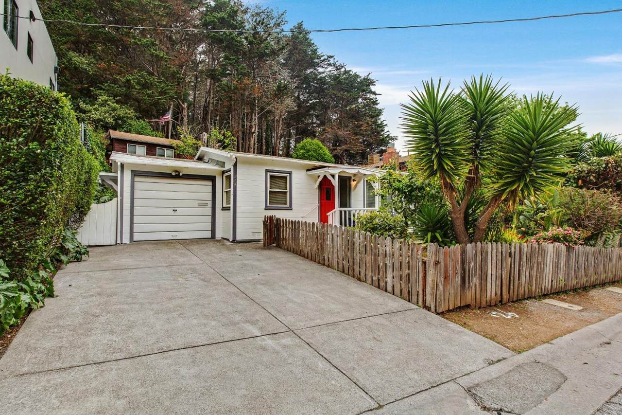274 Juanita Ave - Photo 1