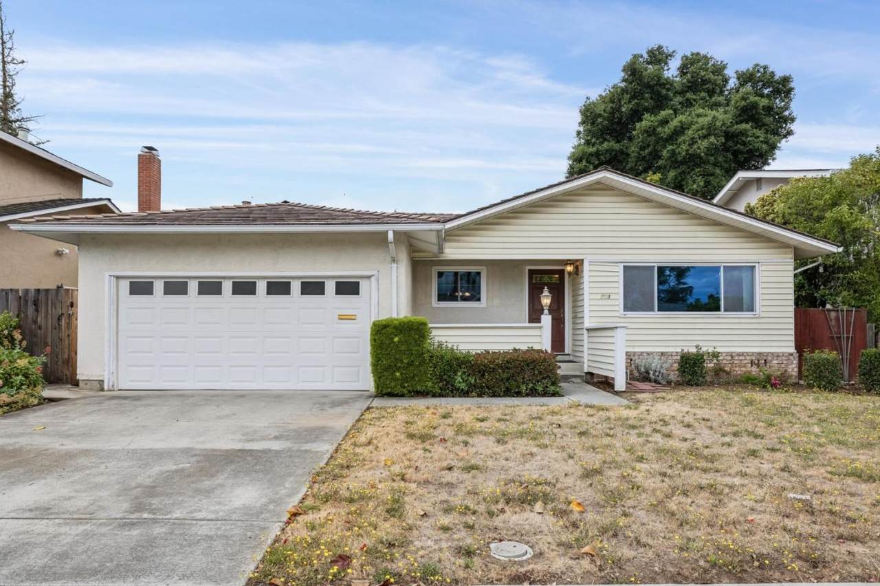 1563 Heron Ave - Photo 1