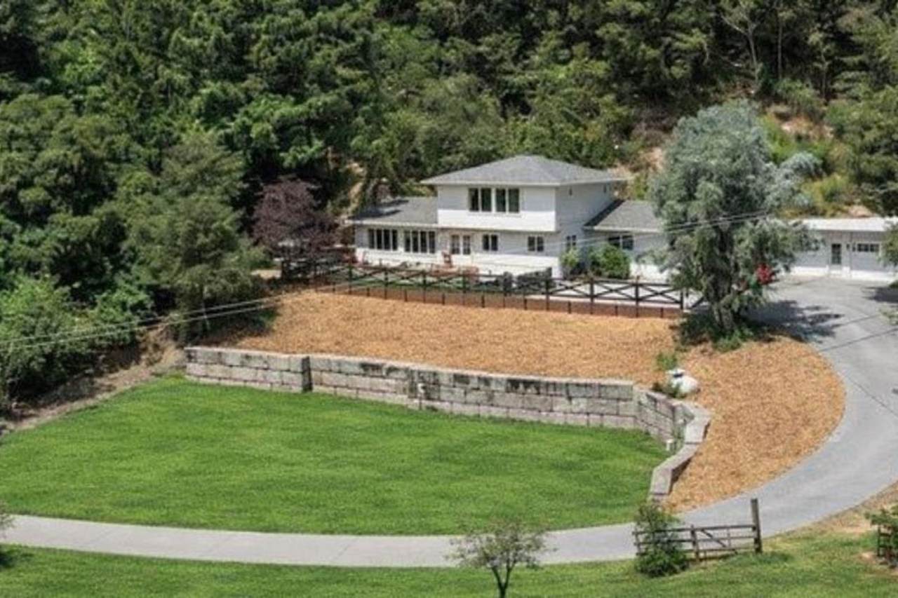 423 Nelson Rd. - Photo 1