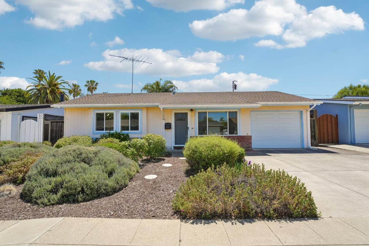 1710 Fallbrook Ave - Photo 1