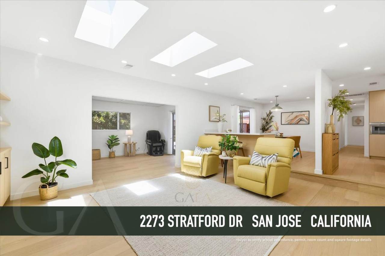 2273 Stratford Dr - Photo 1