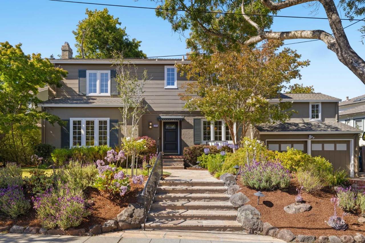 1386 Hillside Cir - Photo 1