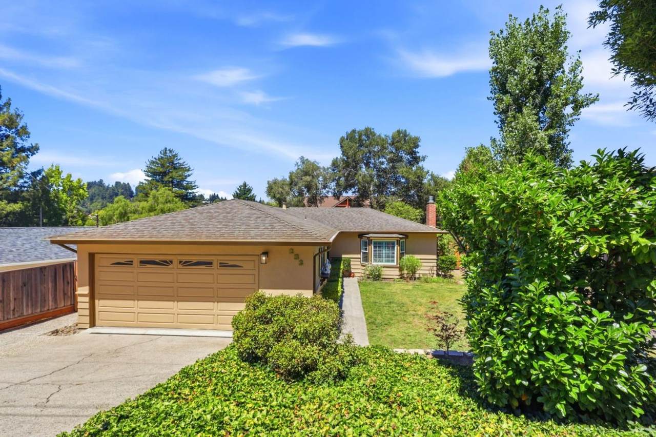 232 Sherman Dr - Photo 1