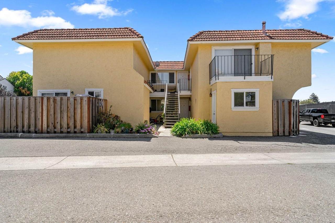 3330 Cabrillo Ave - Photo 1