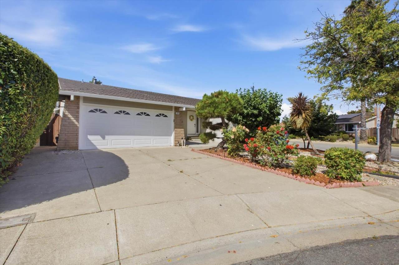 3207 Defoe Ct - Photo 1
