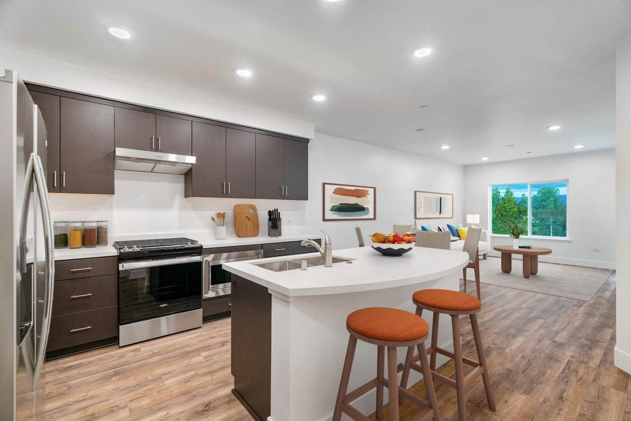 1853 Almaden Rd 406 - Photo 1