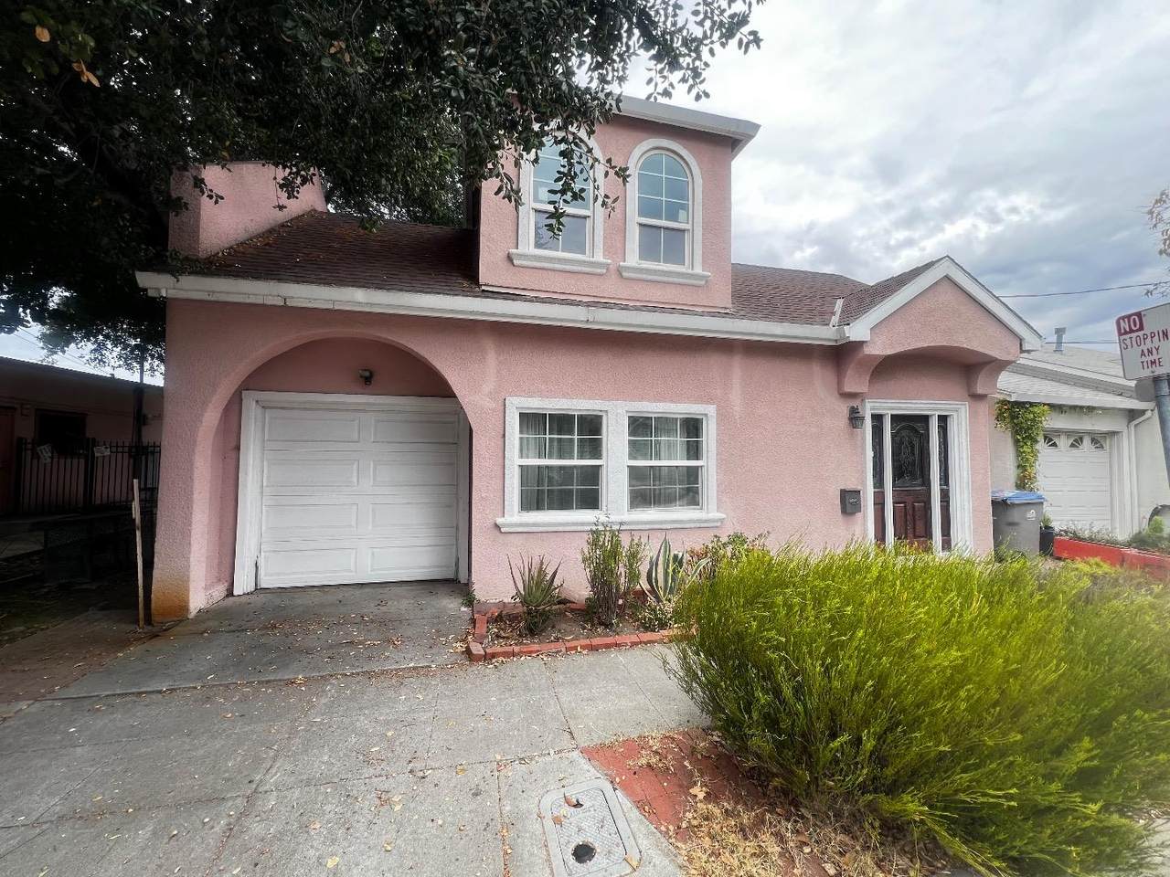 1343 Hedding St - Photo 1