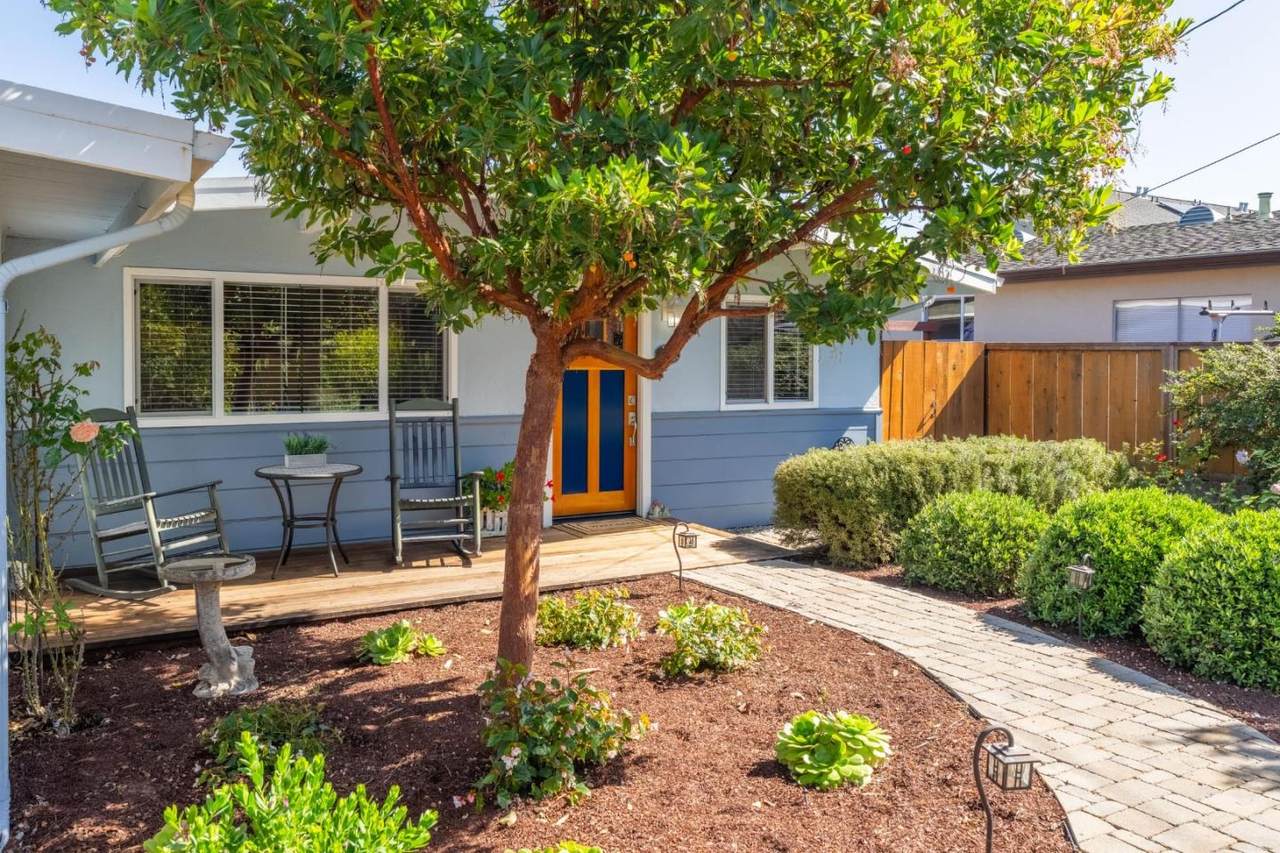 553 English Ave - Photo 1