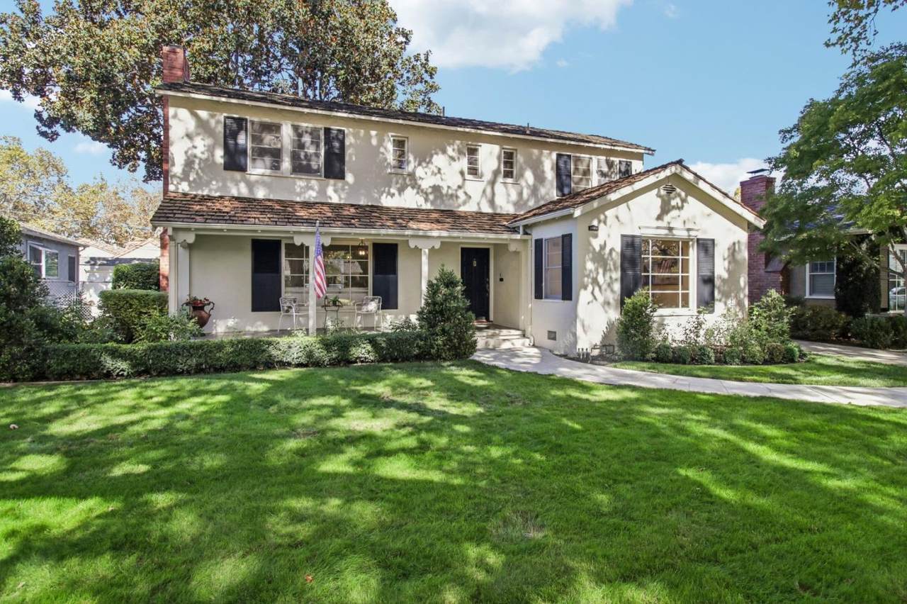 1681 Hanchett Ave - Photo 1