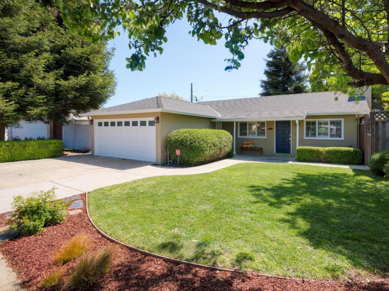 403 Cornish Way - Photo 1