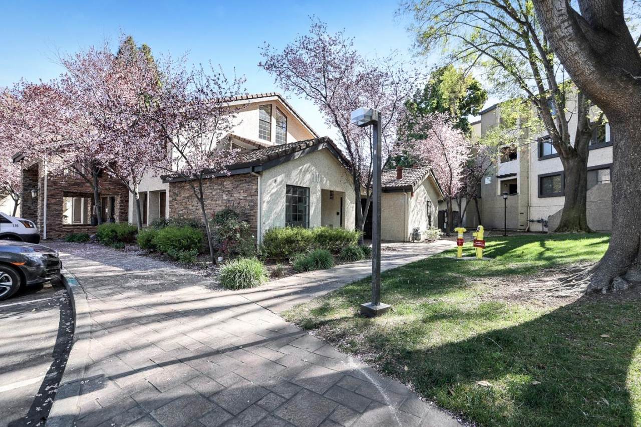 880 Fremont Ave 103 - Photo 1