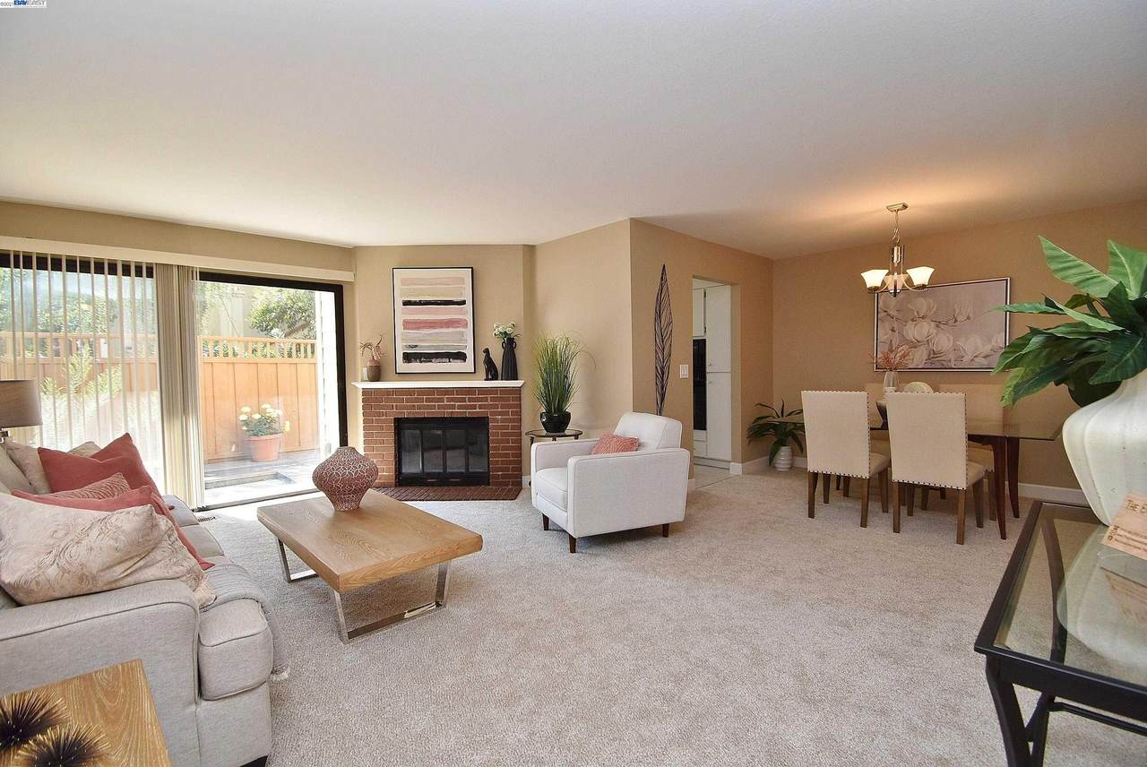 6628 Conestoga Ln - Photo 1