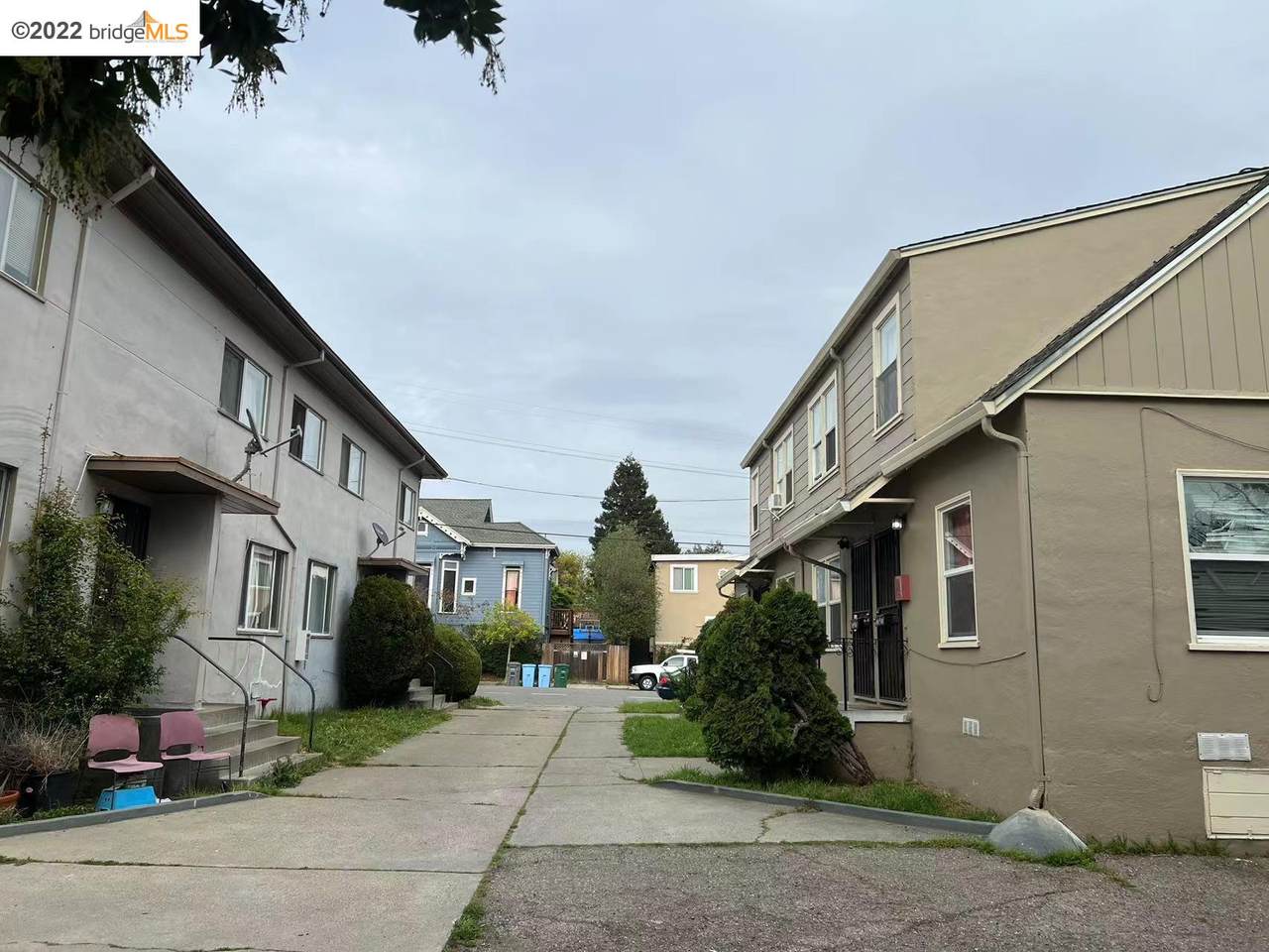 3200 California St - Photo 1