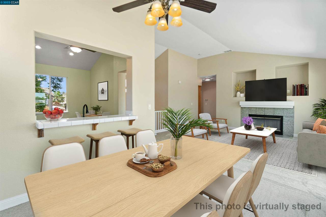 4059 Regatta Dr - Photo 1