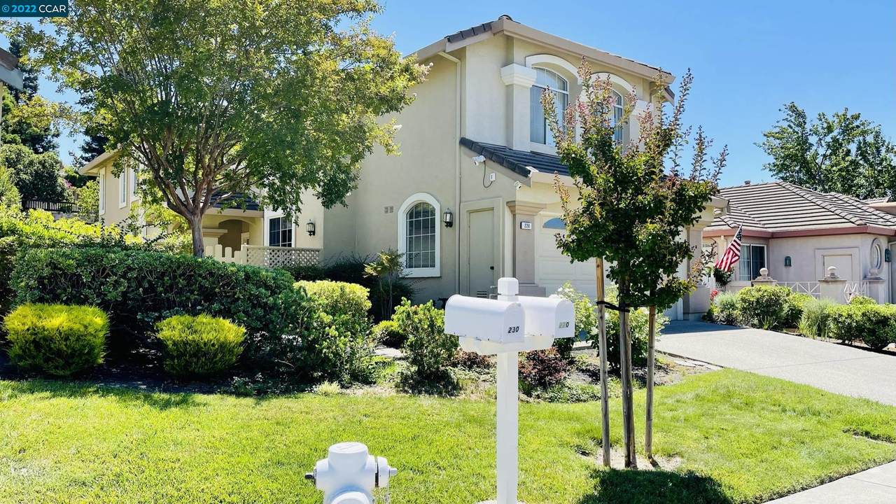 220 Glasgow Cir - Photo 1