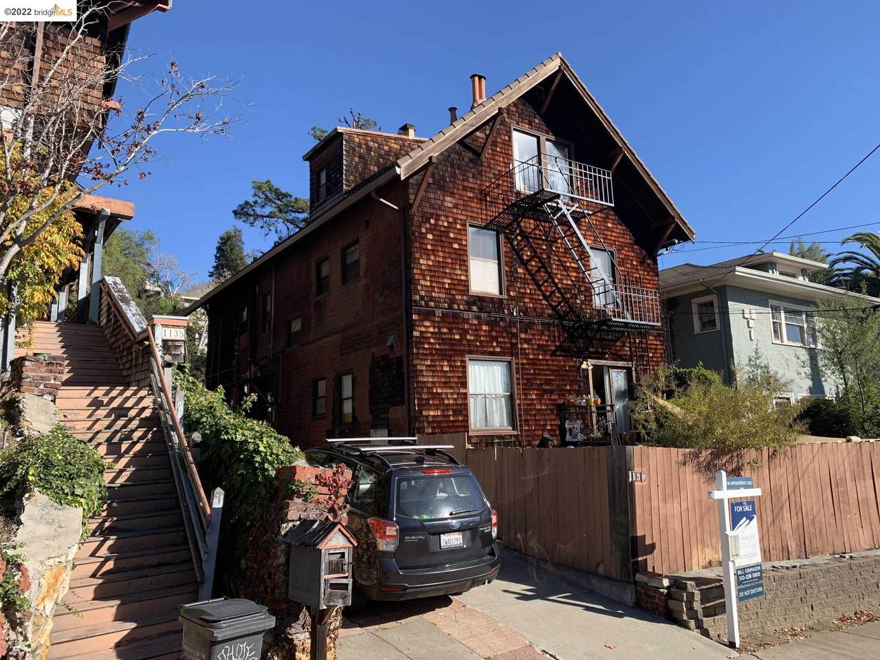 1139 Oxford - Photo 1
