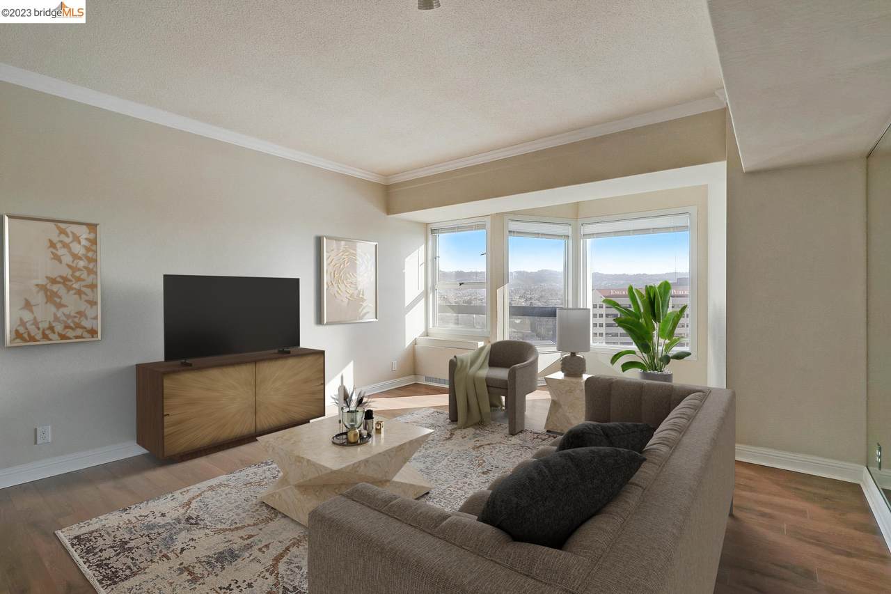 6363 Christie Ave 1314 - Photo 1