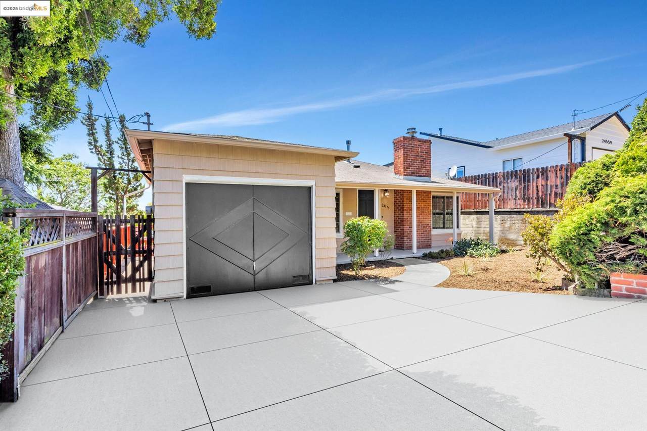 24575 Marie Drive - Photo 1