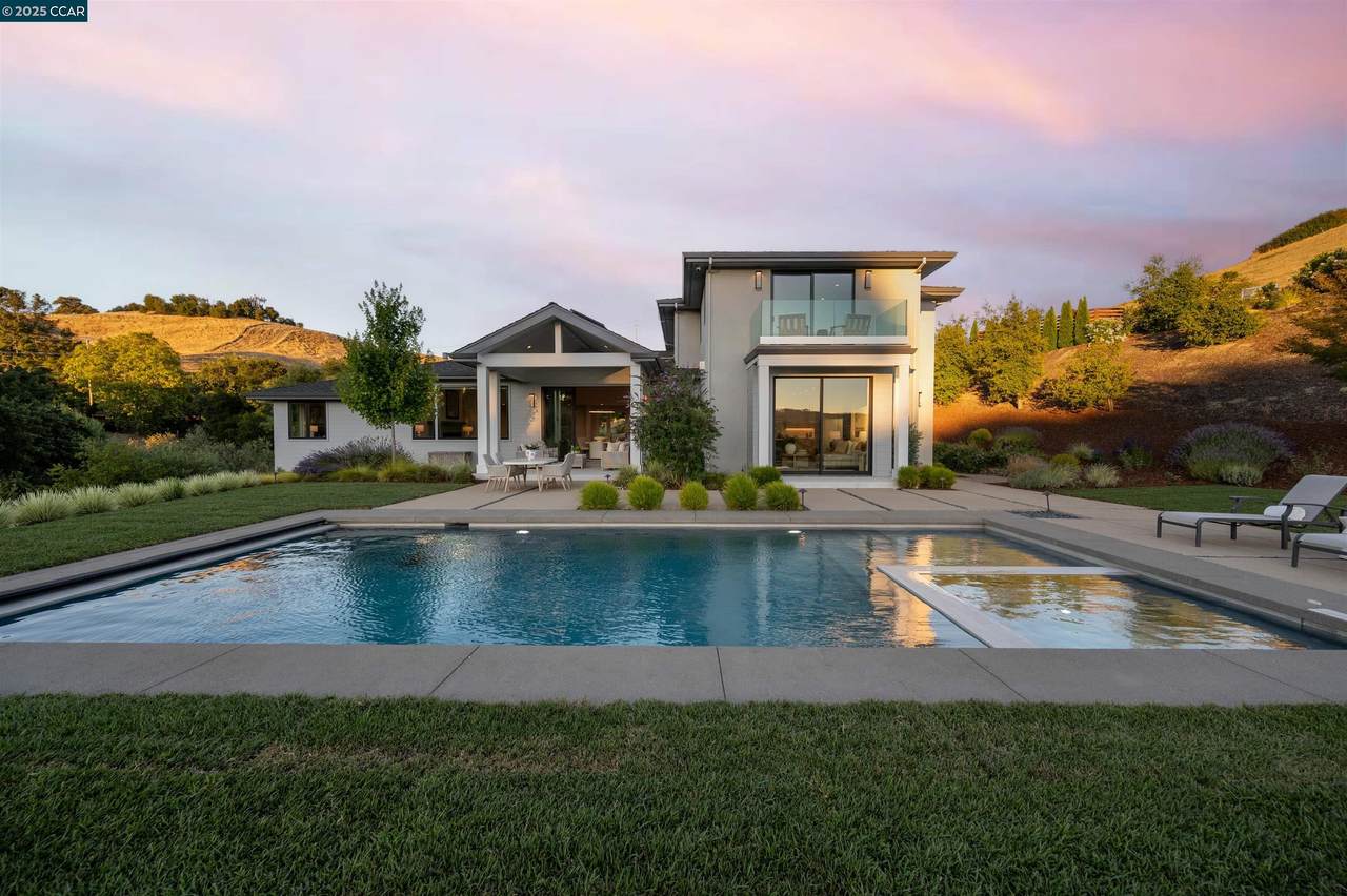 11 Lucas Ranch Ct - Photo 1