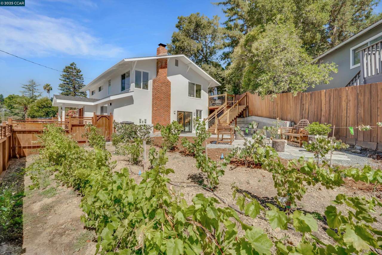 795 Canyon Rd - Photo 1