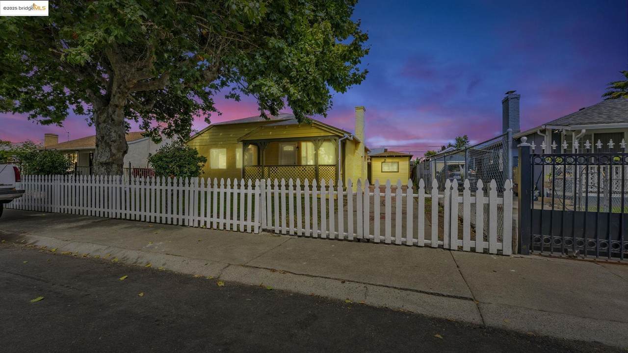 528 La Prenda Drive - Photo 1