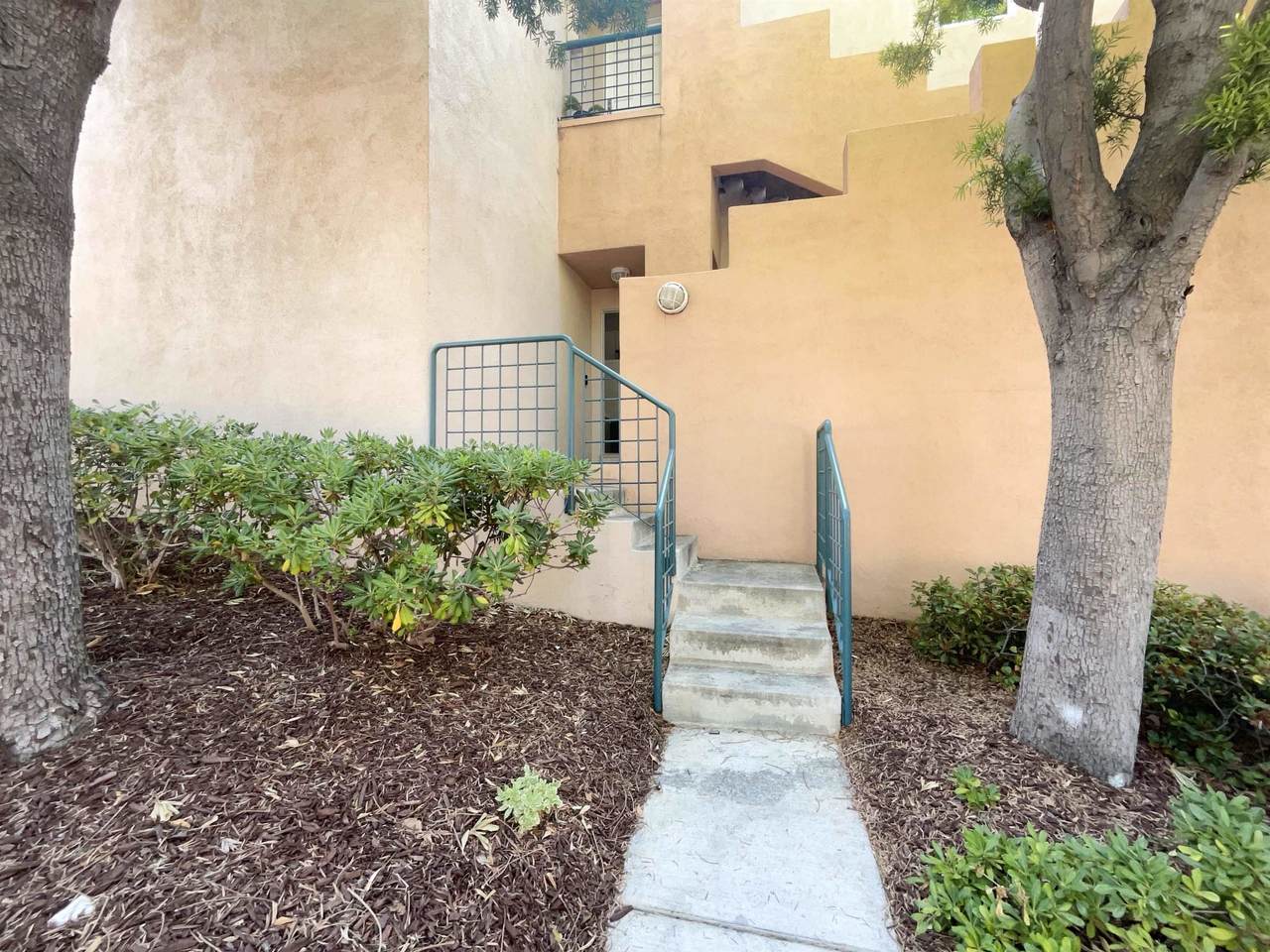 991 Asilomar Ter 1 - Photo 1