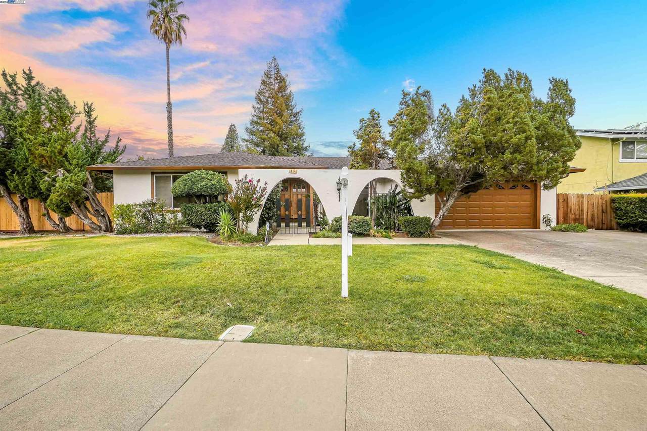 817 Cheyenne Dr - Photo 1