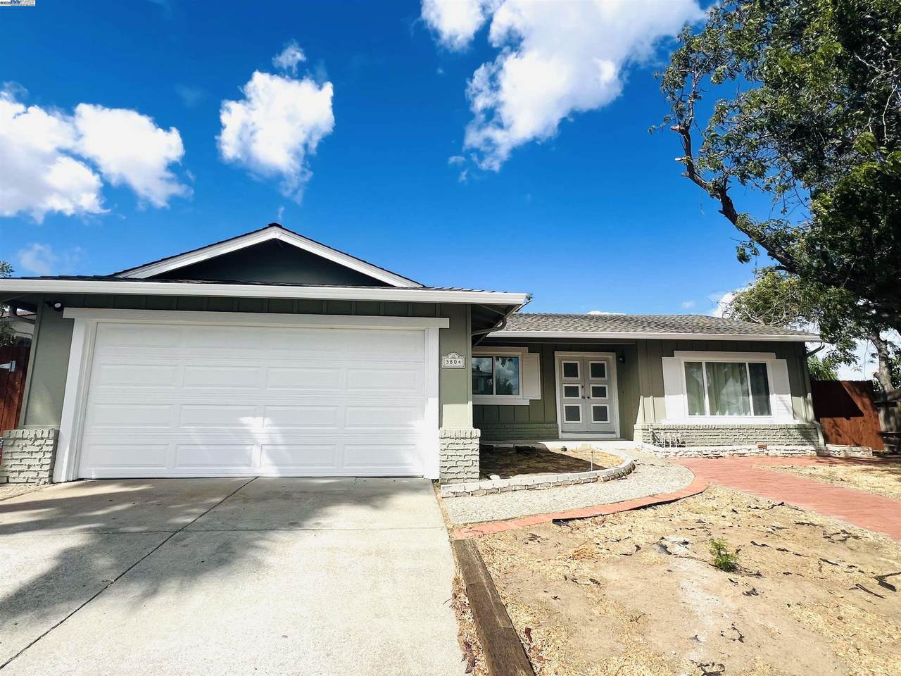 3804 Malibu Pl - Photo 1