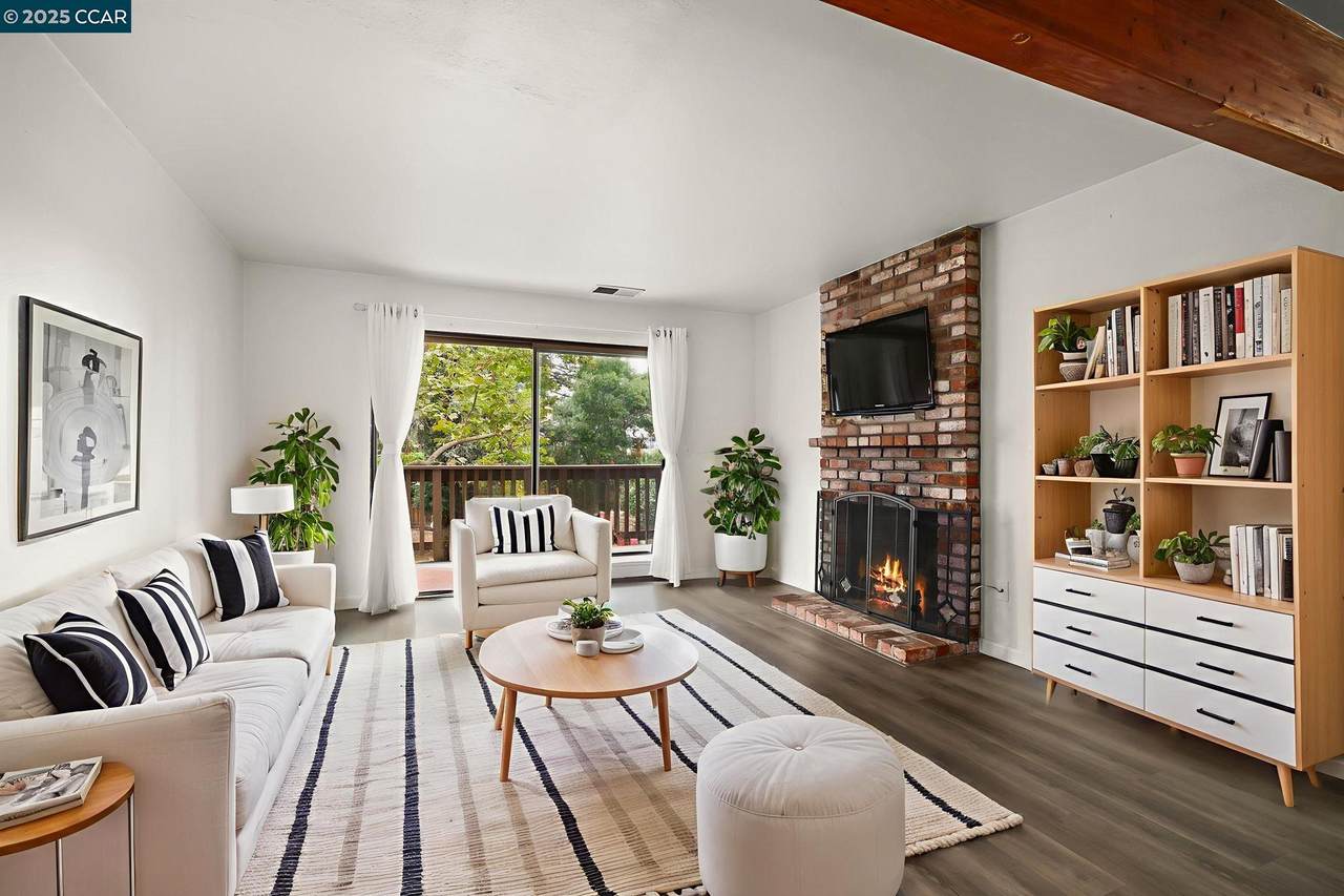 2055 Sierra Rd 101 - Photo 1