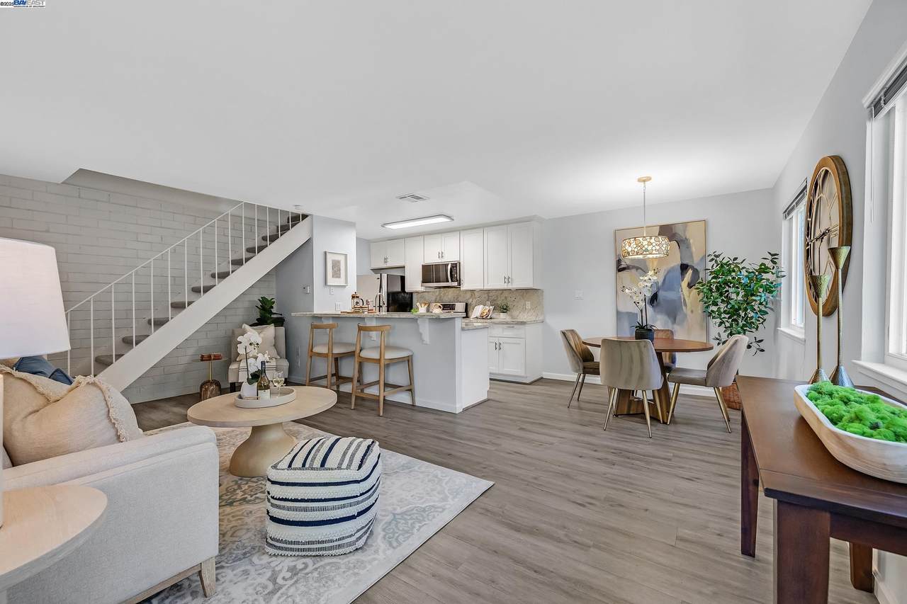 2207 Segundo Ct 2 - Photo 1